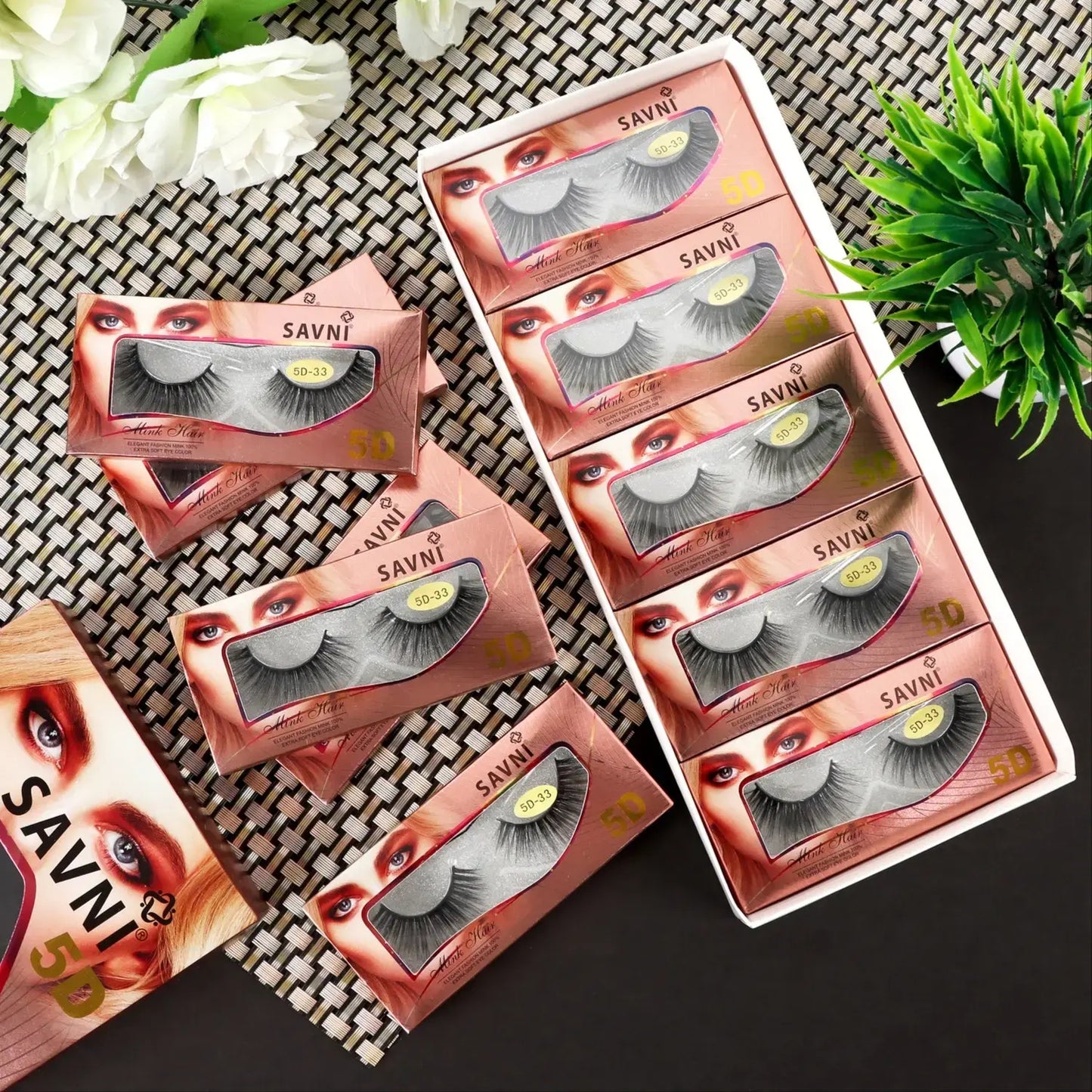 Savni 5D Professional Temporary Mink Hair Eyelash Extension 10 pairs Model 5D-33