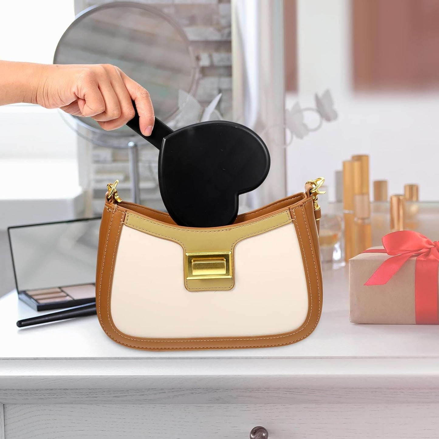 Heart Shaped Handheld Lash Mirror