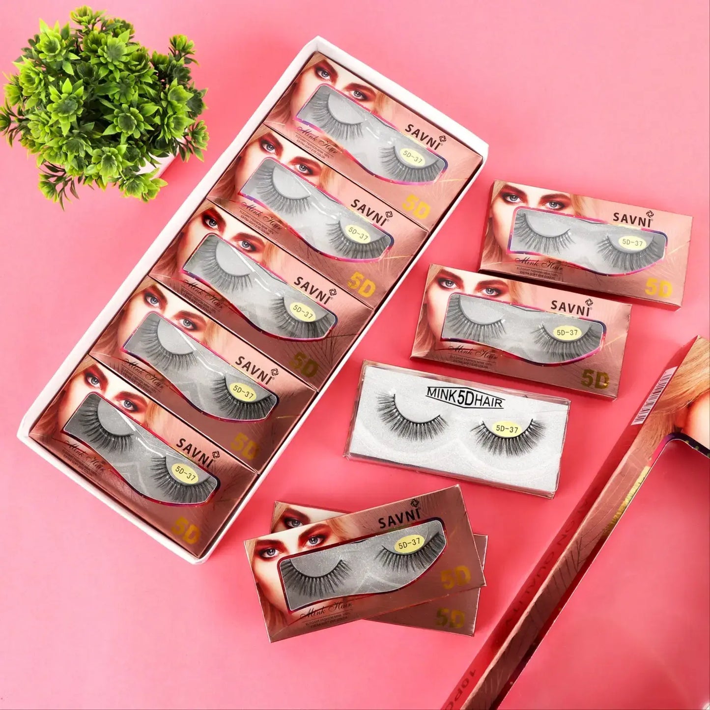 Savni 5D Professional Temporary Mink Hair Eyelash Extension 10 pairs Model 5D-37