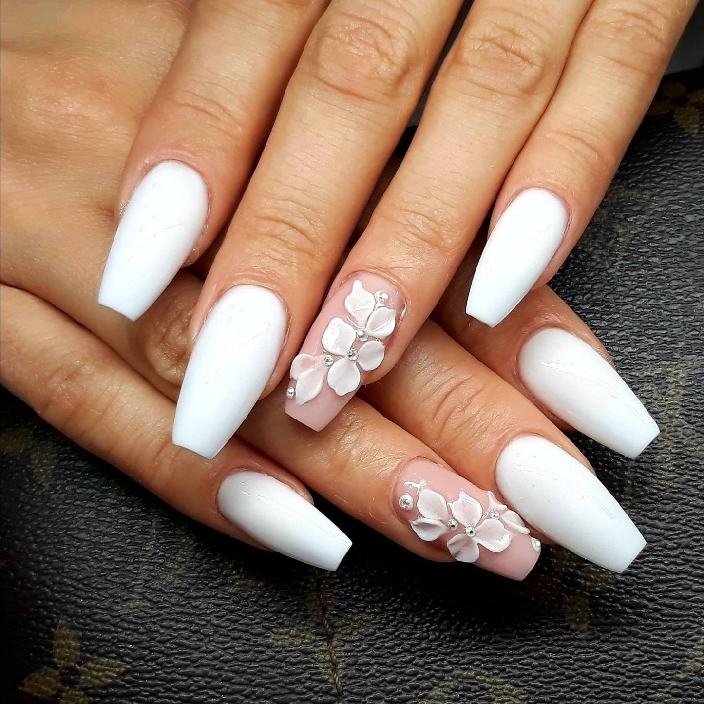 Savni 25g 3D White Professional Acrylic Powder for 3D Art